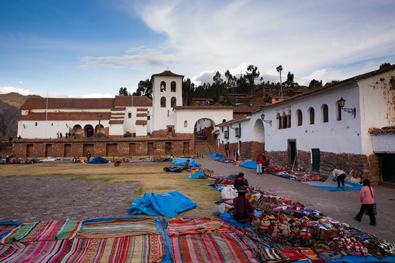 Vila de Chincero no Peru