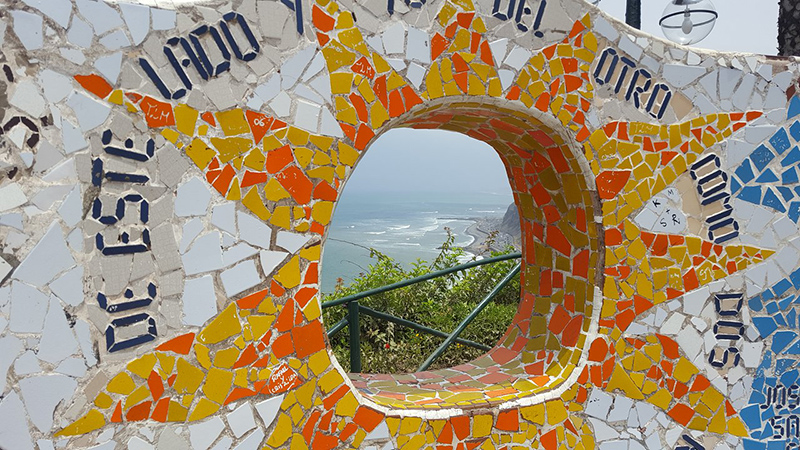 Mosaicos do Parque do Amor em Lima