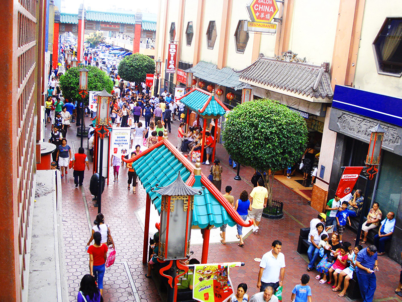 Rua do Bairro Chinês de Lima