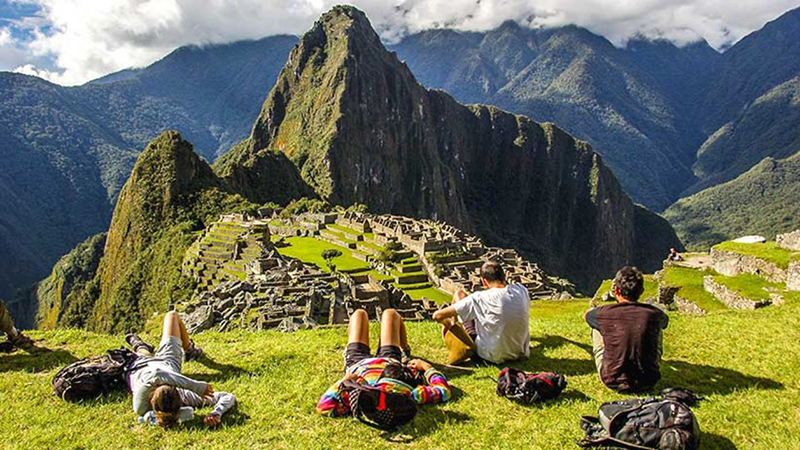 Viajantes em Machu Picchu