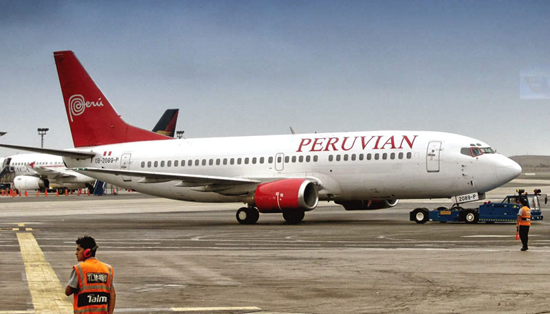 Avião da empresa Peruvian no Peru